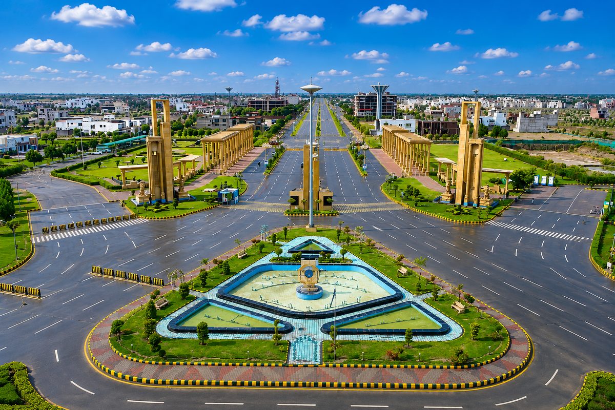 Royal Orchard Multan Entrance